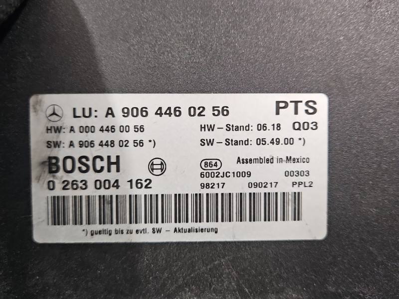 Блок керування модуль Mercedes Sprinter A9064460256 — фото деталі 3