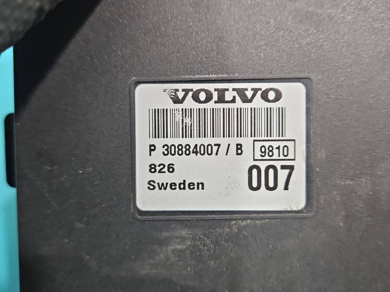 Блок керування модуль Volvo V40 30884007 — фото деталі 3