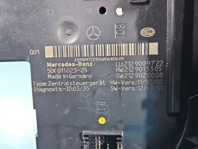 Блок керування модуль Mercedes CLS C218 5DK011023-25 — фото деталі 7