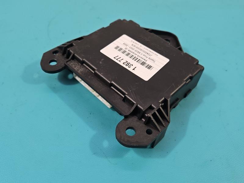 Блок керування модуль Toyota Prius 88650-47051