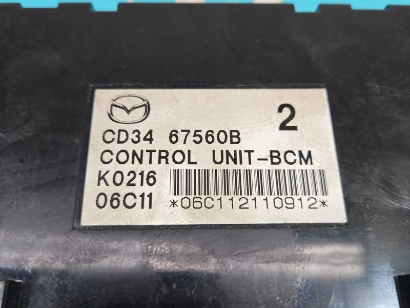Блок керування модуль Mazda 5 CD3467560B — фото деталі 3