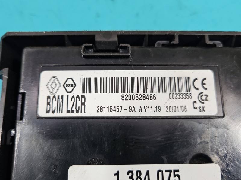 Блок керування модуль Renault Modus 8200528486 — фото деталі 4