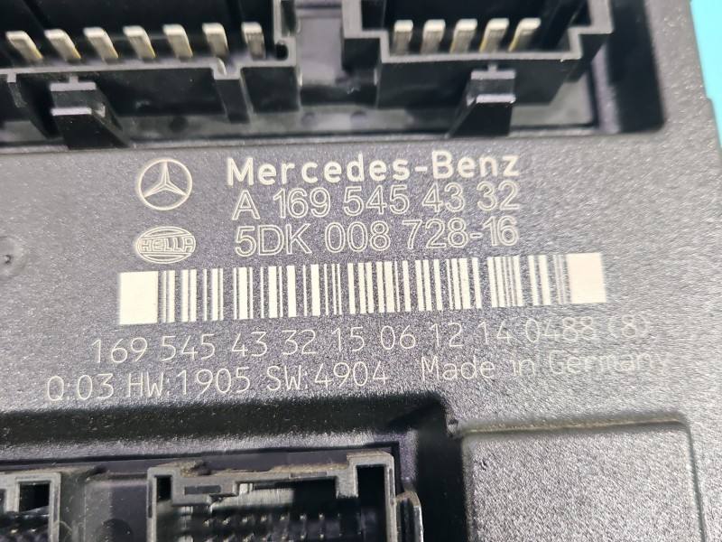 Блок керування модуль Mercedes B W245 A1695454332 — фото деталі 3