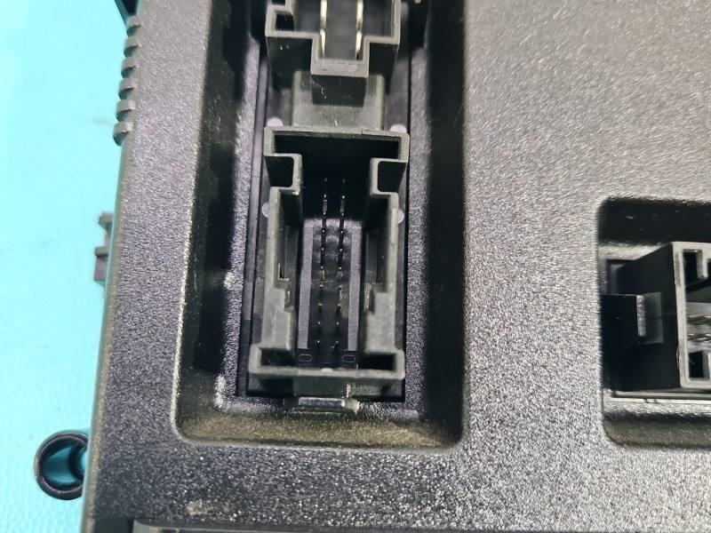 Блок керування модуль Mercedes B W245 A1695454332 — фото деталі 6