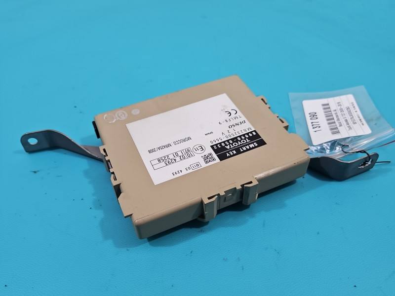 Блок керування модуль Toyota Avensis T27 89990-05032 — фото деталі 2