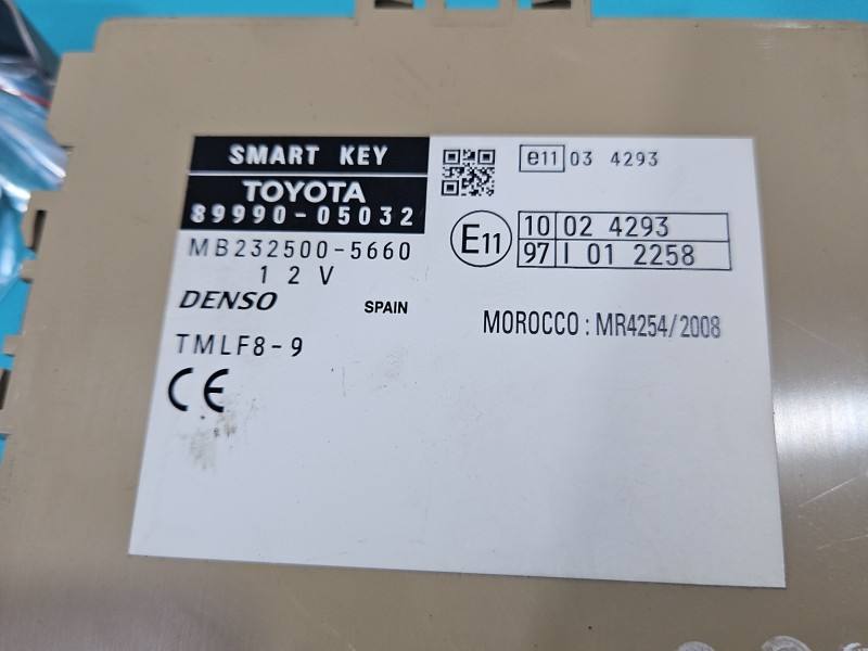 Блок керування модуль Toyota Avensis T27 89990-05032 — фото деталі 5