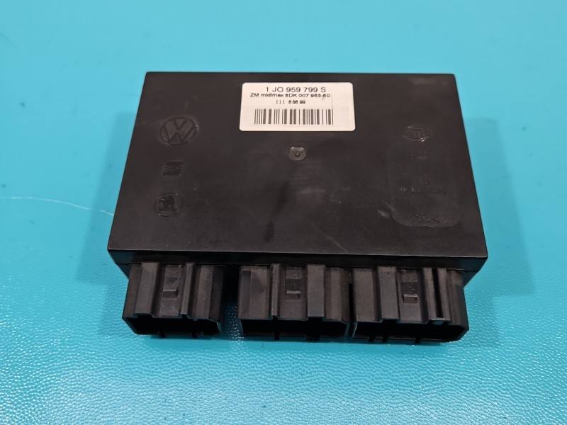 Блок керування модуль Seat Toledo 1J0959799S — фото деталі 2
