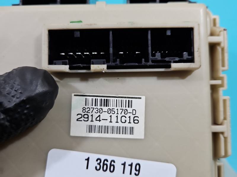 Блок керування модуль Toyota Avensis T27 82730-05170-D — фото деталі 5