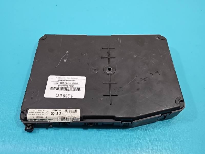 Блок керування модуль Renault Scenic 2 8200306435 — фото деталі 3