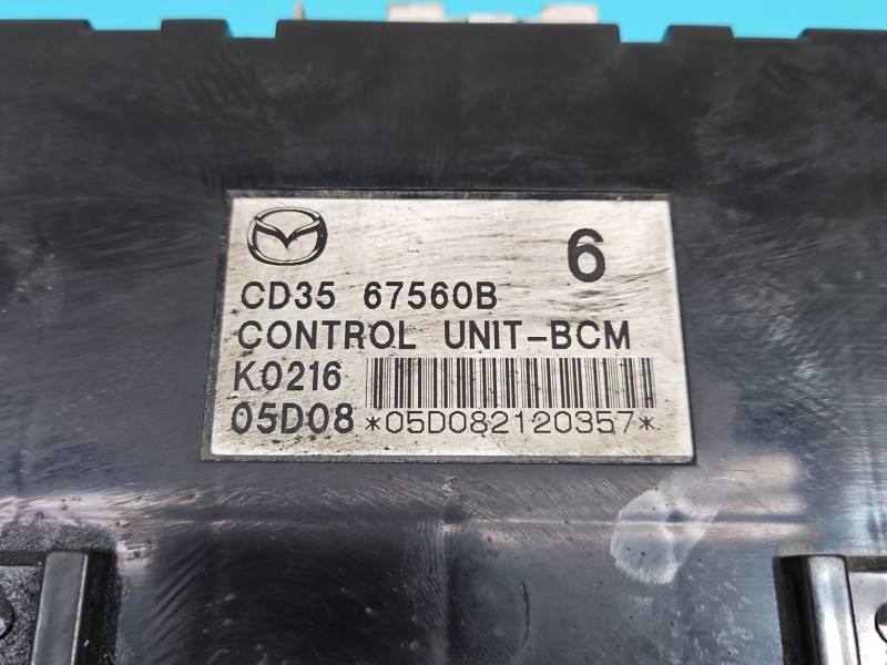 Блок керування модуль Mazda 5 CD3567560B — фото деталі 3