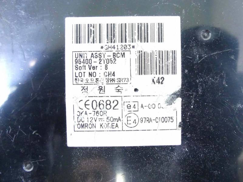Блок керування модуль Hyundai Ix35 95400-2Y052 — фото деталі 3
