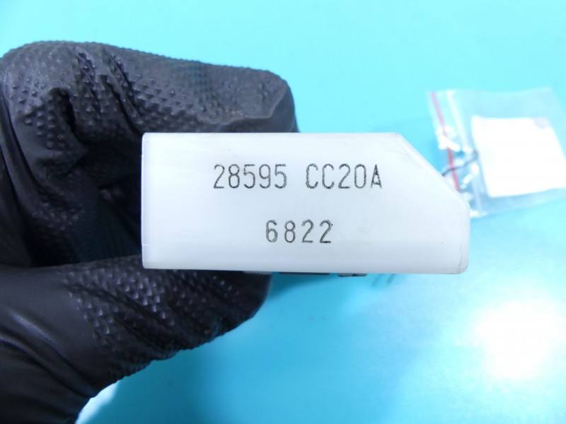 Блок керування модуль Nissan Murano 28595-CC20A — фото деталі 7