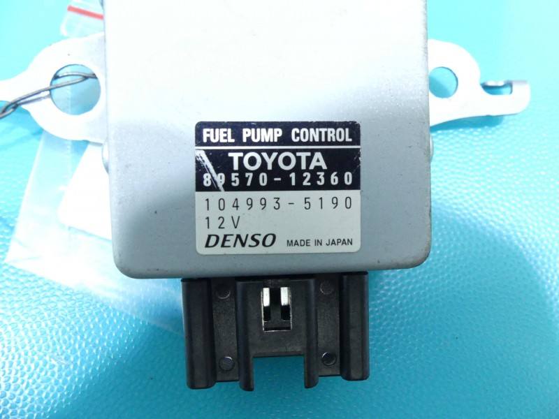 Блок керування модуль Toyota Auris 89570-12360 — фото деталі 3