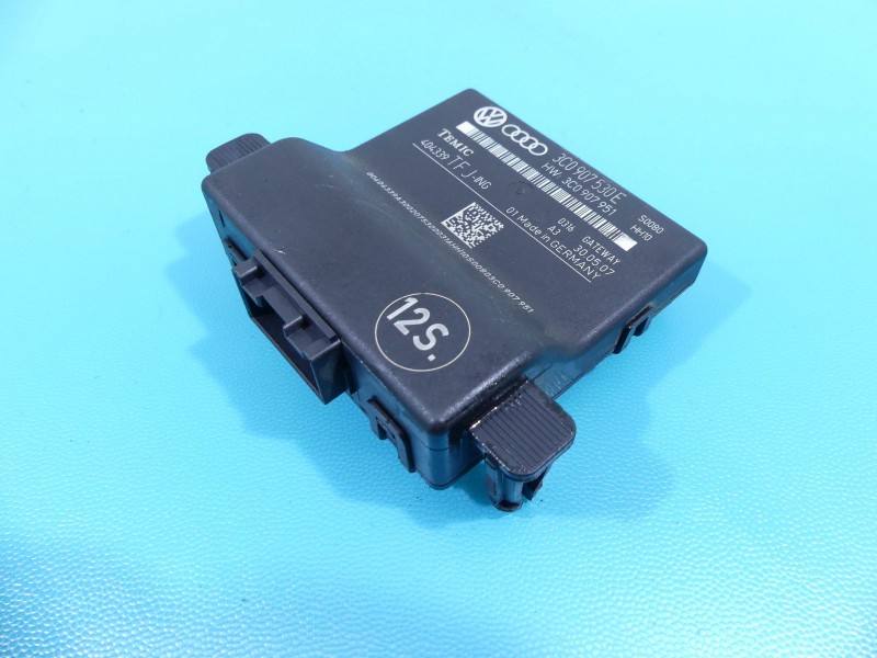 Блок керування модуль Volkswagen Passat B6 3C0907530