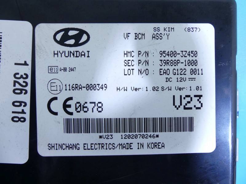 Блок керування модуль Hyundai I40 95400-3Z450 — фото деталі 3
