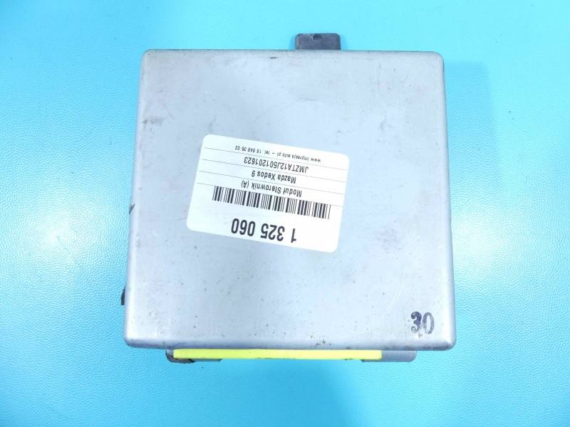 Блок керування модуль Mazda Xedos 9 TB5067650A — фото деталі 2
