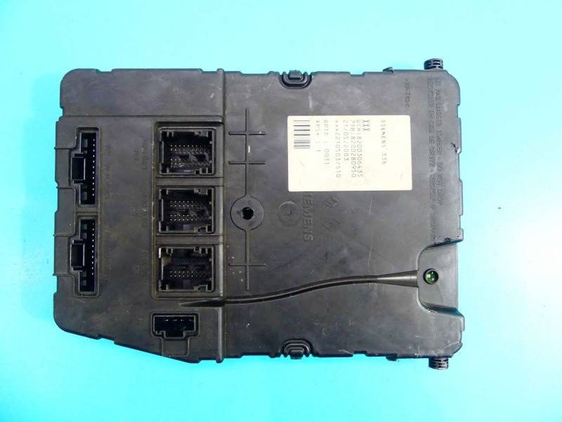 Блок керування модуль Renault Megane 2 8200306435