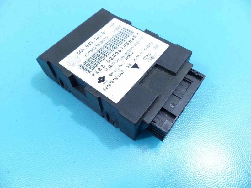 Блок керування модуль Volkswagen Passat B7 3AA905107B
