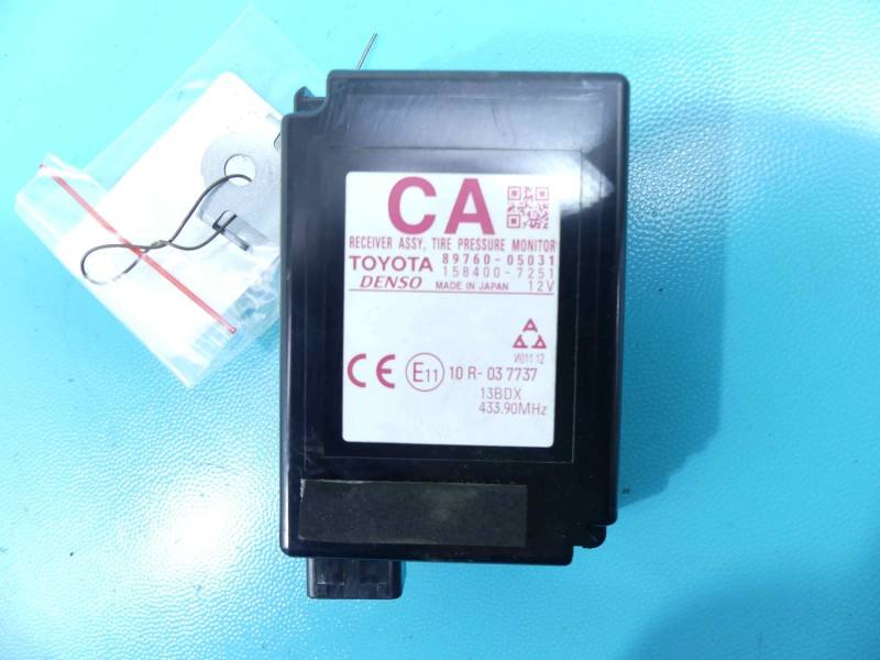 Блок керування модуль Toyota Avensis T27 89760-05031 — фото деталі 2
