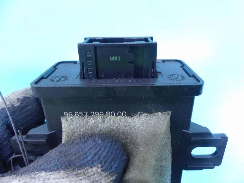 Блок керування модуль Citroen C4 966572998000 — фото деталі 2