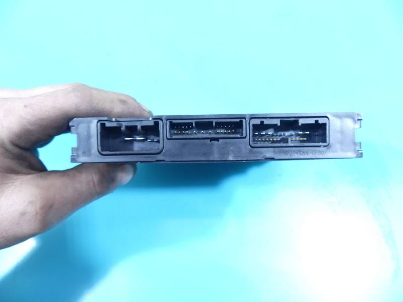 Блок керування модуль Toyota Auris 89261-02050 — фото деталі 4