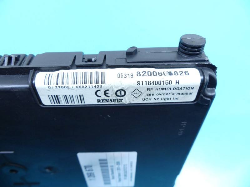 Блок керування модуль Renault Scenic 2 S118400150H — фото деталі 4