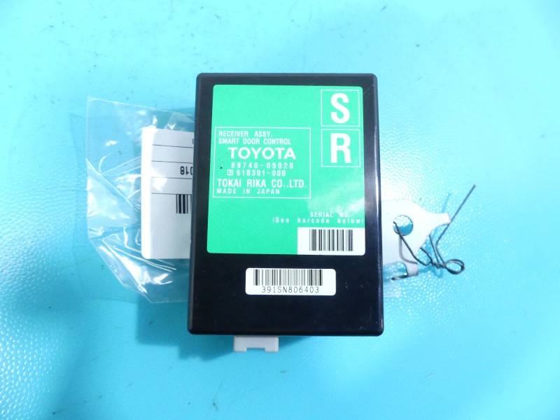 Блок керування модуль Toyota Avensis T27 89740-05020