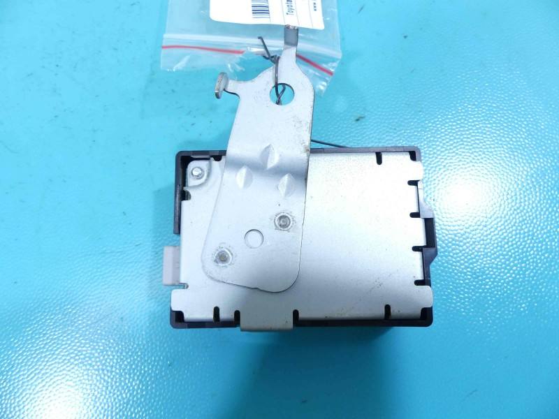 Блок керування модуль Toyota Avensis T27 89740-05020 — фото деталі 5