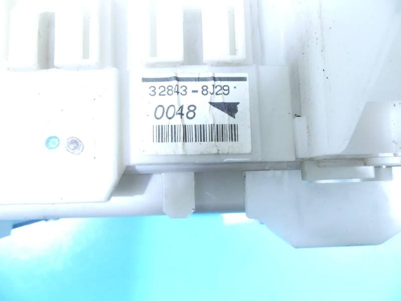 Блок керування модуль Toyota Avensis T27 82730-05160-B — фото деталі 3