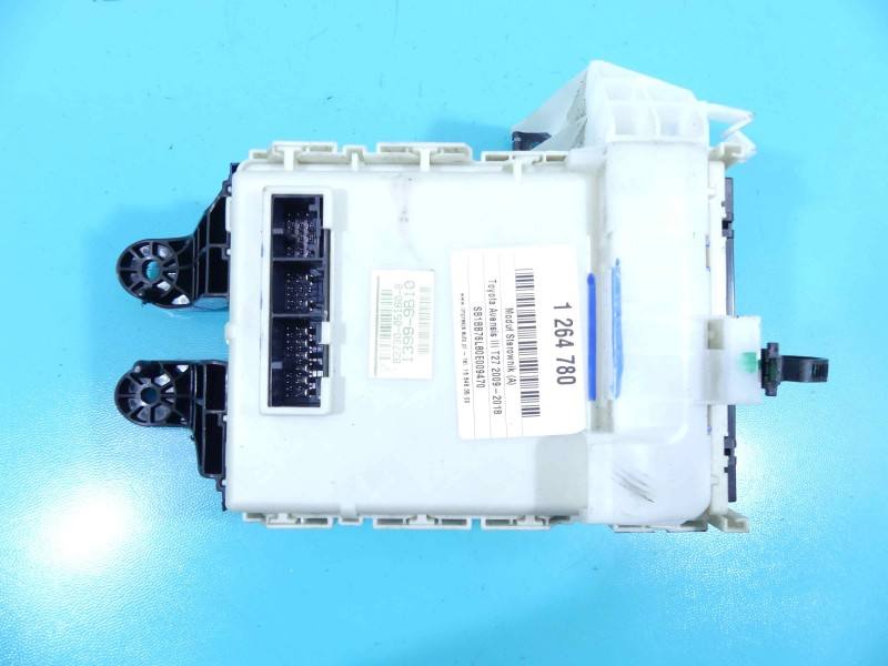 Блок керування модуль Toyota Avensis T27 82730-05160-B — фото деталі 5