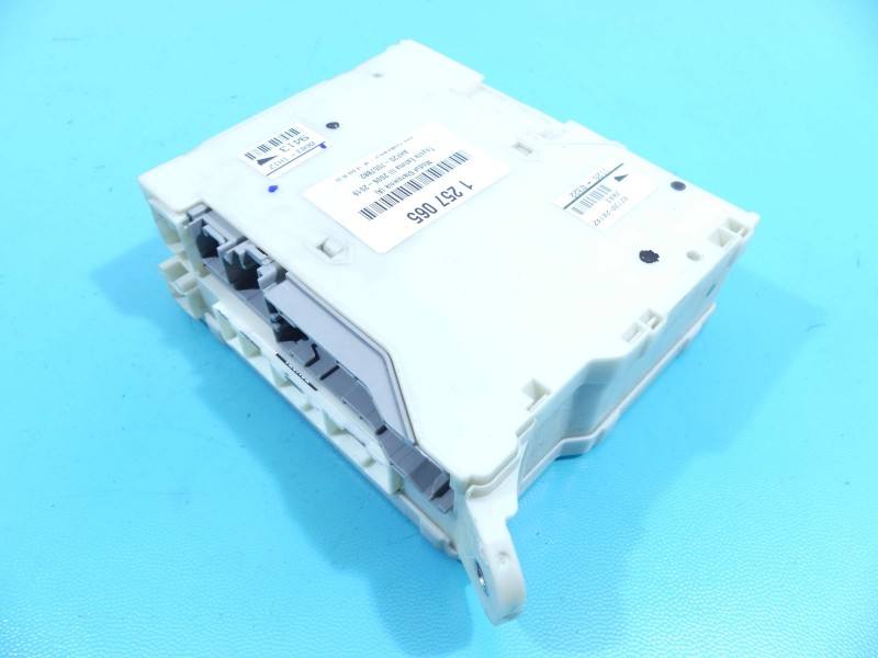 Блок керування модуль Toyota Estima 82730-28142