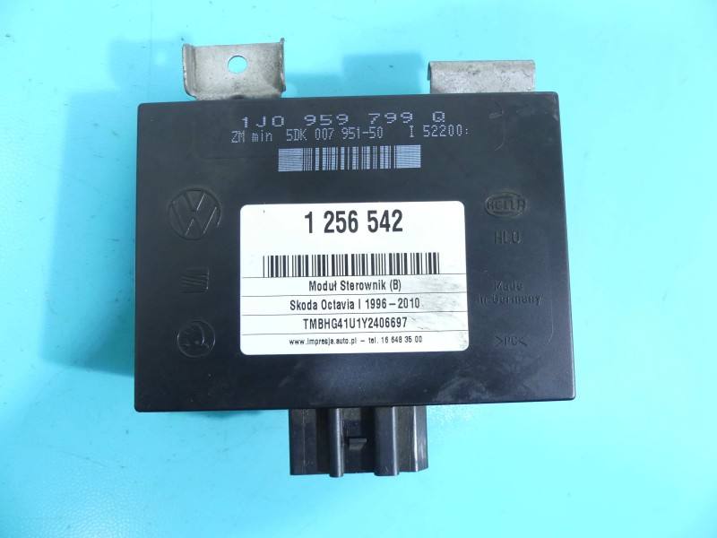 Блок керування модуль Skoda Octavia 1 1J0959799Q — фото деталі 2