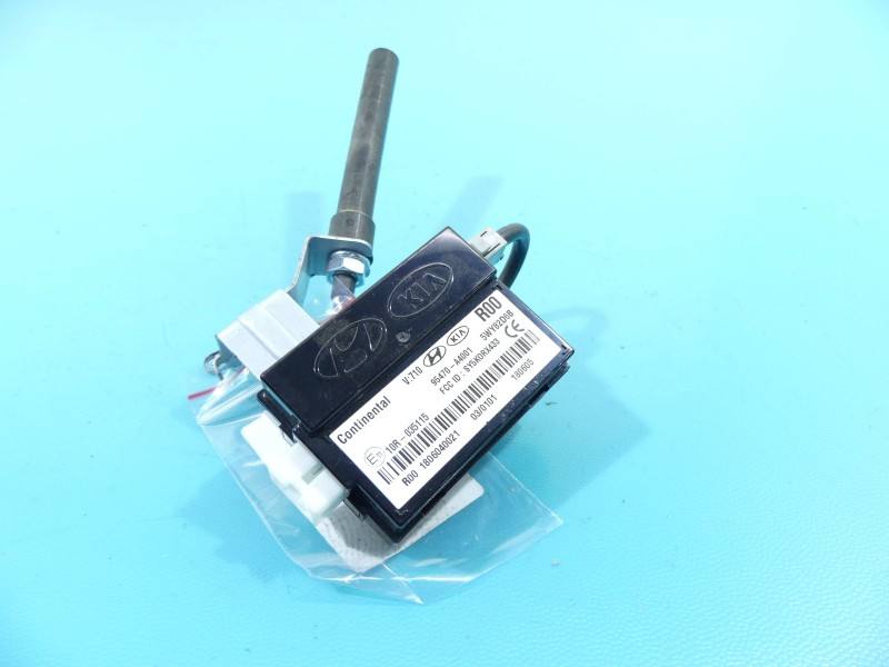 Блок керування модуль Kia Carens 95470-A4001