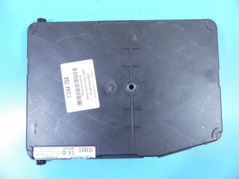 Блок керування модуль Renault Scenic 2 8200309691 — фото деталі 3