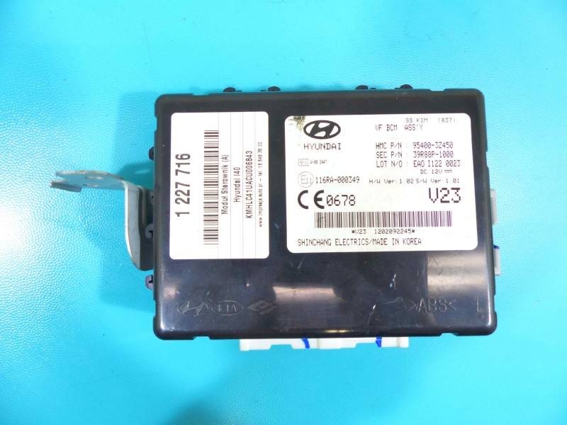 Блок керування модуль Hyundai I40 95400-3Z450 — фото деталі 2