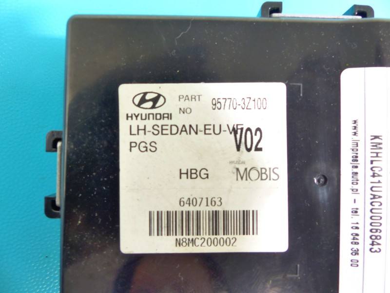 Блок керування модуль Hyundai I40 95770-3Z100 — фото деталі 3