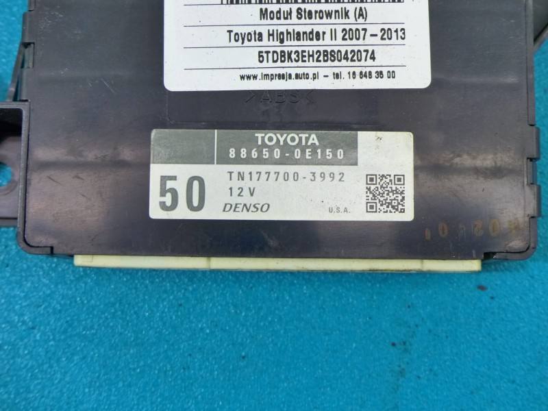 Блок керування модуль Toyota Highlander 88650-0E150 — фото деталі 4