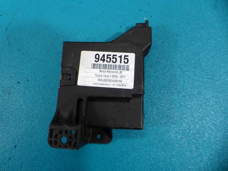Блок керування модуль Toyota Yaris 2 MB177600-1811 — фото деталі 3