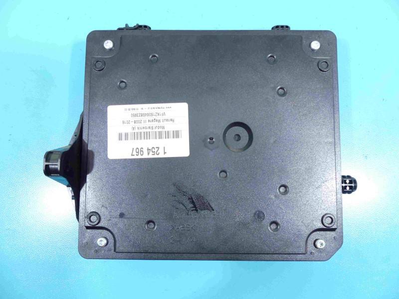 Блок керування модуль Renault Megane 3 284B12041R — фото деталі 4