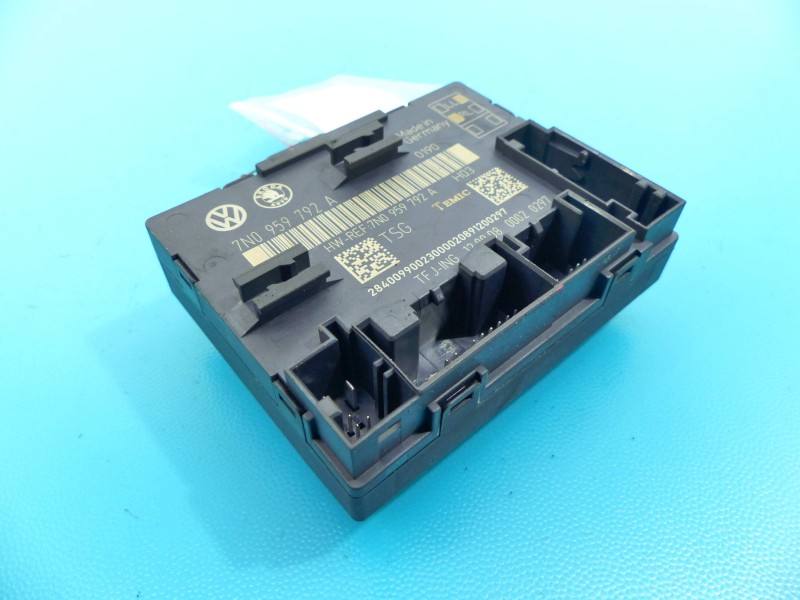 Блок керування модуль Skoda Superb 2 7N0959792A
