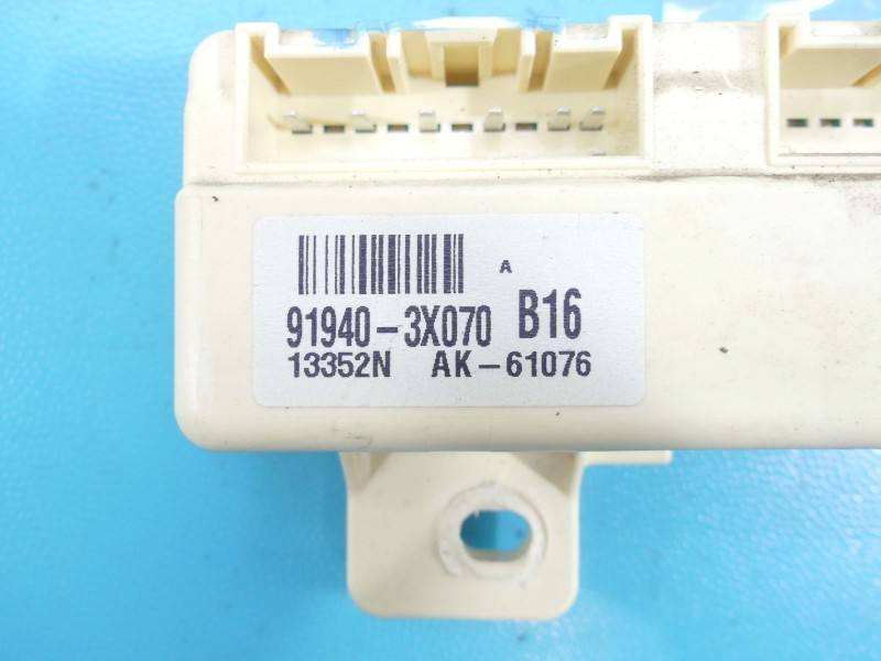 Блок керування модуль Hyundai Elantra 91940-3X070 — фото деталі 3