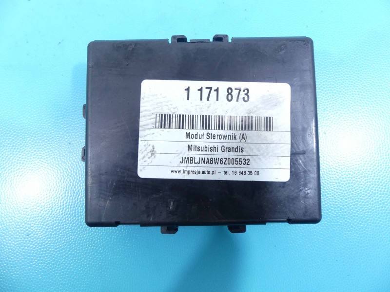Блок керування модуль Mitsubishi Grandis 8638A006 — фото деталі 4