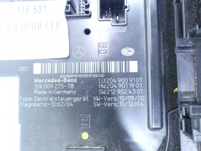 Блок керування модуль Mercedes GLK X204 2049009101 — фото деталі 3