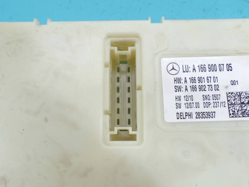 Блок керування модуль Mercedes ML W166 A1669000705 — фото деталі 6