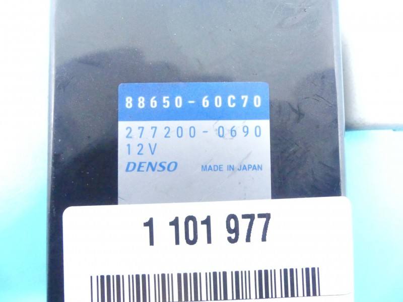 Блок керування модуль Toyota Land Cruiser 88650-60C70 — фото деталі 3