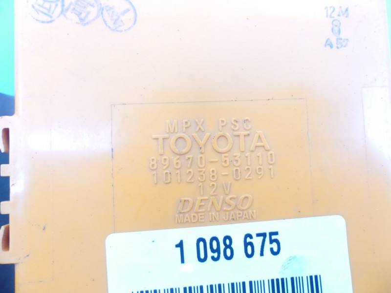 Блок керування модуль Lexus IS 89670-53110 — фото деталі 3