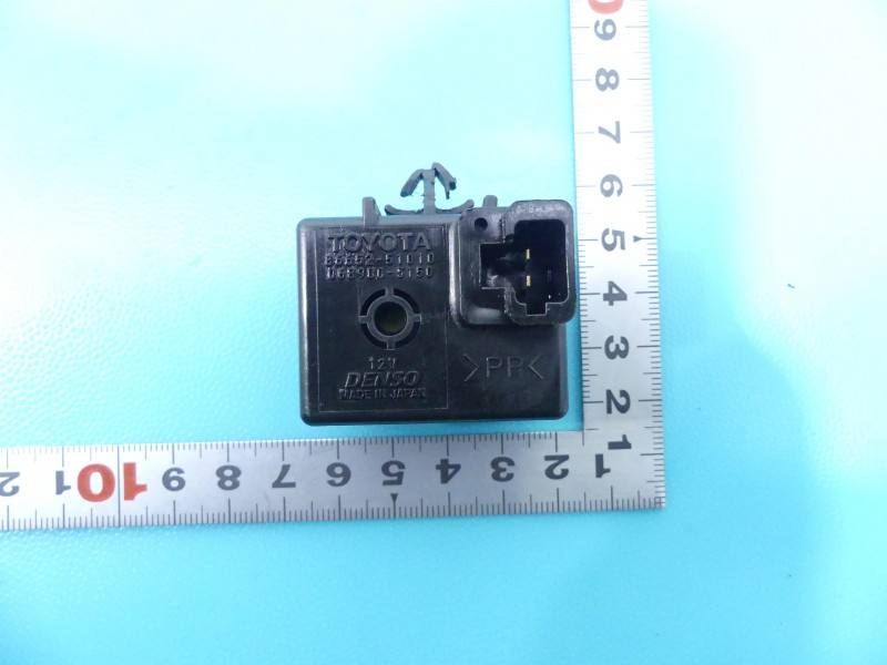 Блок керування модуль Toyota Land Cruiser 86652-51010 — фото деталі 2