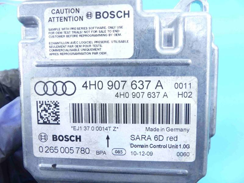 Блок керування модуль Audi A8 D4 4H0907637A — фото деталі 2