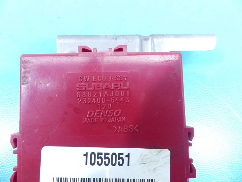 Блок керування модуль Subaru Outback 88821AJ001 — фото деталі 3