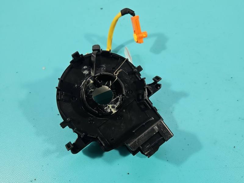 Шлейф керма Toyota Yaris 3 0D05075E324